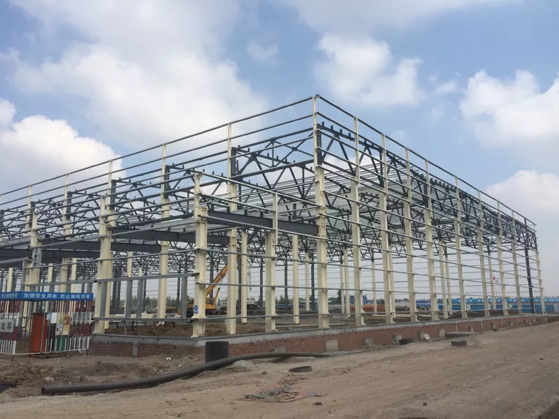 Construção de estruturas emolduradas em aço